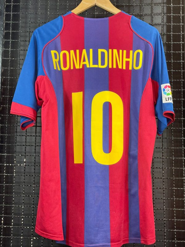 Camisa Barcelona Nike 2004 Ronaldinho Gaúcho - Image 2