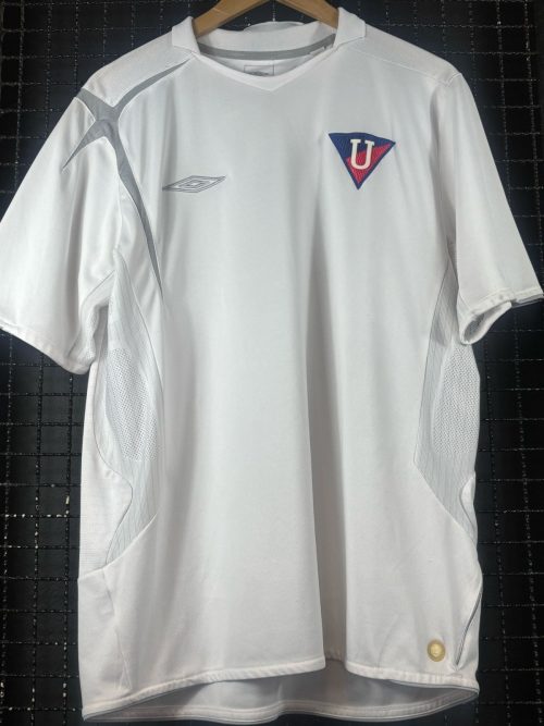Camisa LDU – EQU Umbro 2007 branca